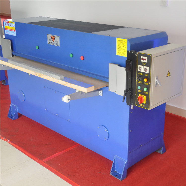 鴻鋼裁斷機(jī)安全操作規(guī)程